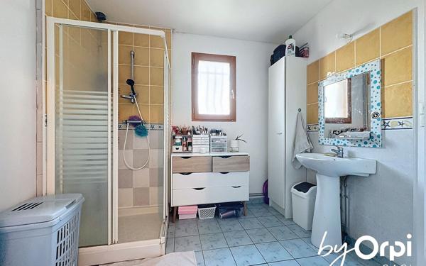 Maison à vendre    8 pièces • 169 m2 Murol