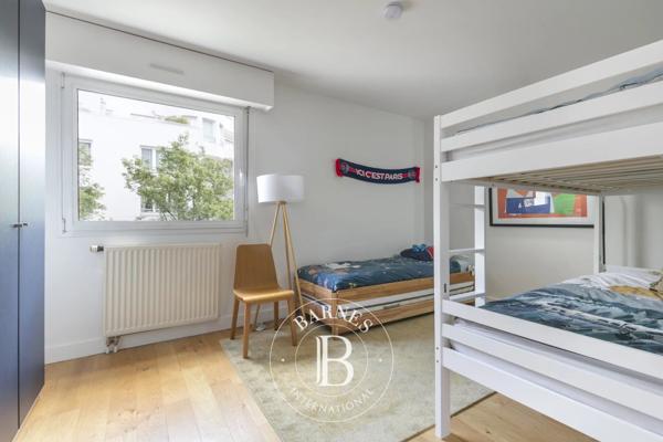 Rueil-Malmaison, Appartement 4 Chambres -  158 m² à vendre
