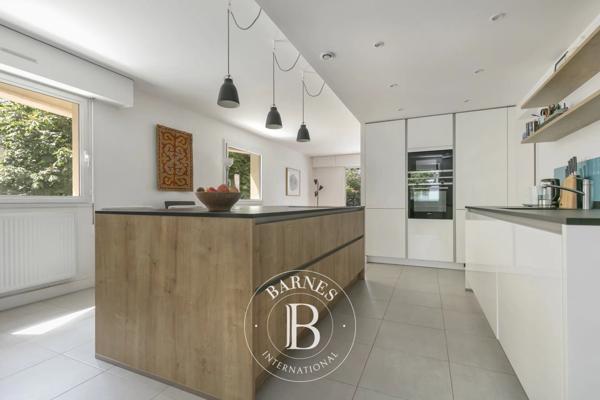 Rueil-Malmaison, Appartement 4 Chambres -  158 m² à vendre
