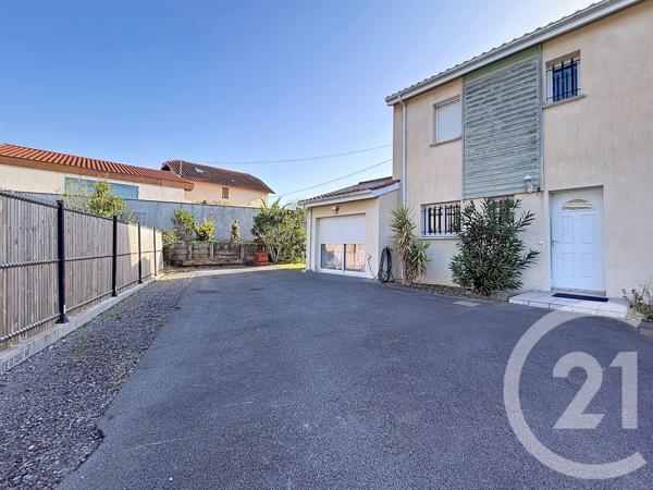 Appartement F5 à vendre  5 pièces - 96,43 m 2   BOUCAU  - 64