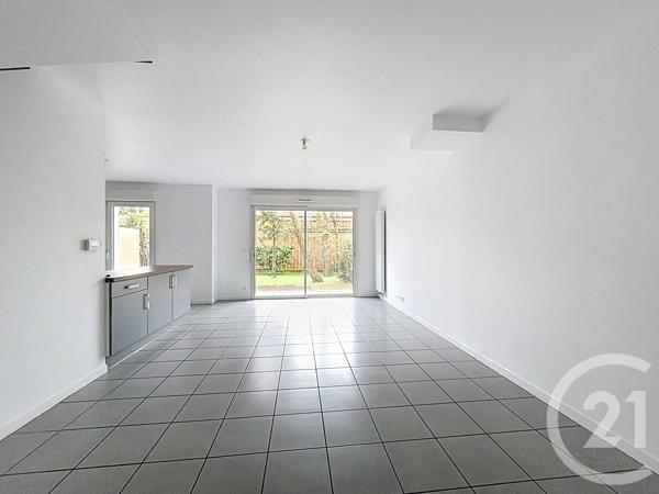Appartement F5 à vendre  5 pièces - 96,43 m 2   BOUCAU  - 64