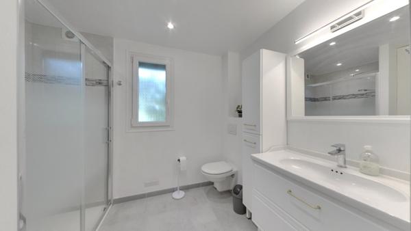 Maison 9 pièces - Roissy en Brie