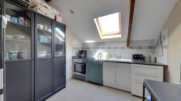 Maison 9 pièces - Roissy en Brie