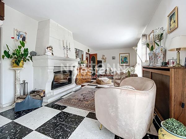 Maison familiale 5 chambres 153 m² sur sous sol total - LONGJUMEAU secteur pavillonnaire proche commodités et proximités