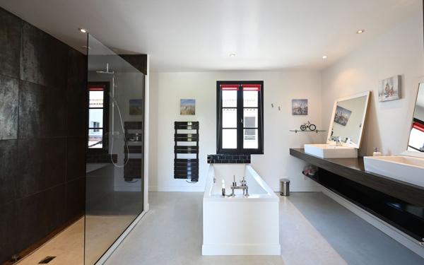 Maison à vendre    5 pièces • 180 m2 Saint-Martin-de-Ré