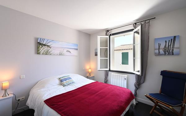 Maison à vendre    5 pièces • 180 m2 Saint-Martin-de-Ré