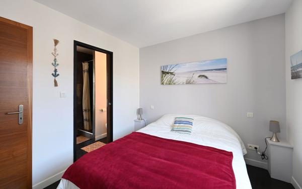 Maison à vendre    5 pièces • 180 m2 Saint-Martin-de-Ré