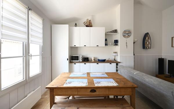 Maison à vendre    5 pièces • 180 m2 Saint-Martin-de-Ré