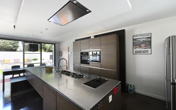 Maison à vendre    5 pièces • 180 m2 Saint-Martin-de-Ré