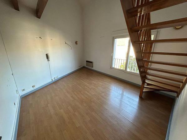 Local professionnel – Quartier préfecture – Poitiers Centre – 69.60 m²