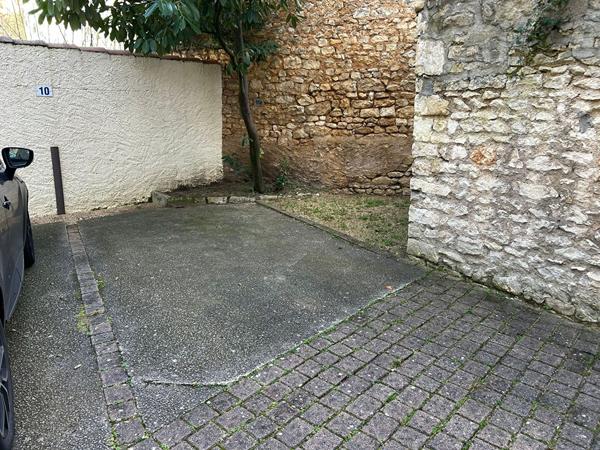 Local professionnel – Quartier préfecture – Poitiers Centre – 69.60 m²