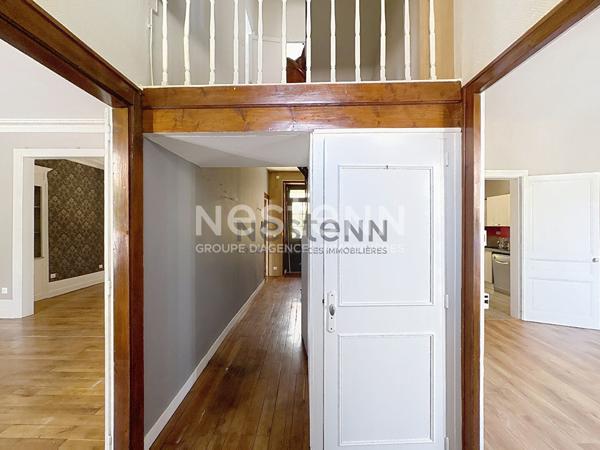 Maison Limoges quartier Ruchoux, 5 pièces 140 m2, 3 chambres, 2 bureaux, garage 2 voitures, jardin clos.