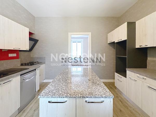 Maison Limoges quartier Ruchoux, 5 pièces 140 m2, 3 chambres, 2 bureaux, garage 2 voitures, jardin clos.