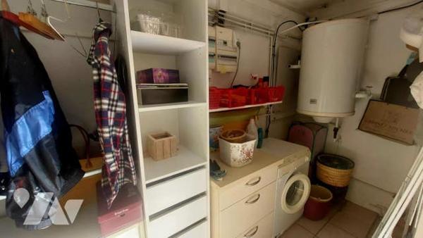 maison  T7 de 170 m2 sur 2 niveaux , grand garage de 110 m2 non attenant sur 2500 m2 de jardin