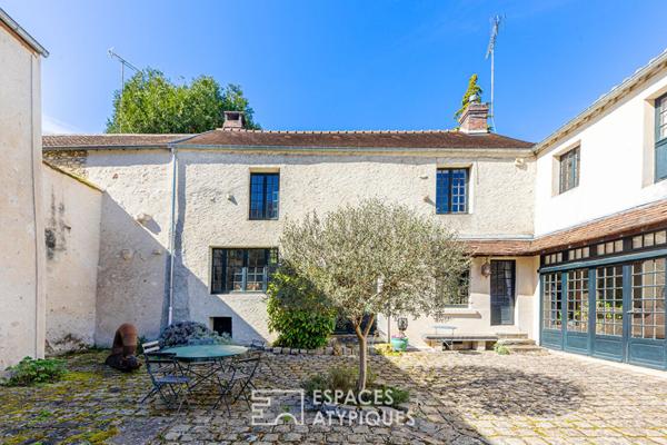 Hameau de Caractère aux Portes de Paris avec Piscine
