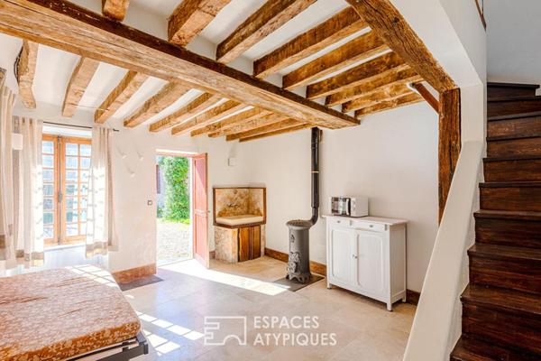 Hameau de Caractère aux Portes de Paris avec Piscine