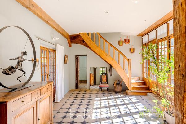 Hameau de Caractère aux Portes de Paris avec Piscine