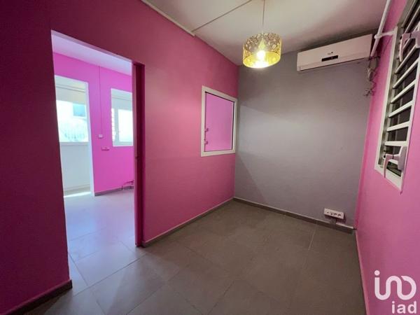 Immeuble de 164 m² à Le Moule (97160)