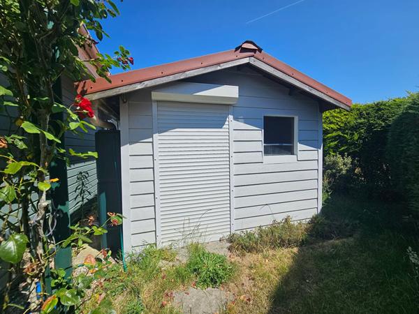 Chalet 2 chambres avec jardin