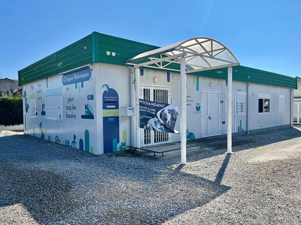 À Vendre - Local Commercial à La Boisse