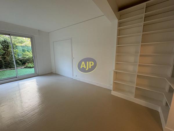 Location appartement Paris 15eme : 2 511 € - AJP Immobilier Paris 15 - Agence Grenelle