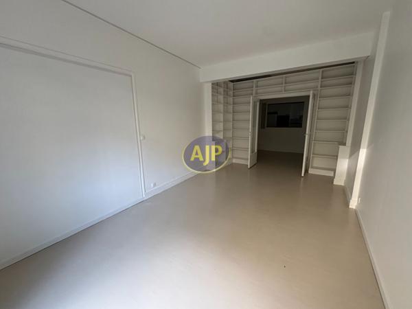 Location appartement Paris 15eme : 2 511 € - AJP Immobilier Paris 15 - Agence Grenelle