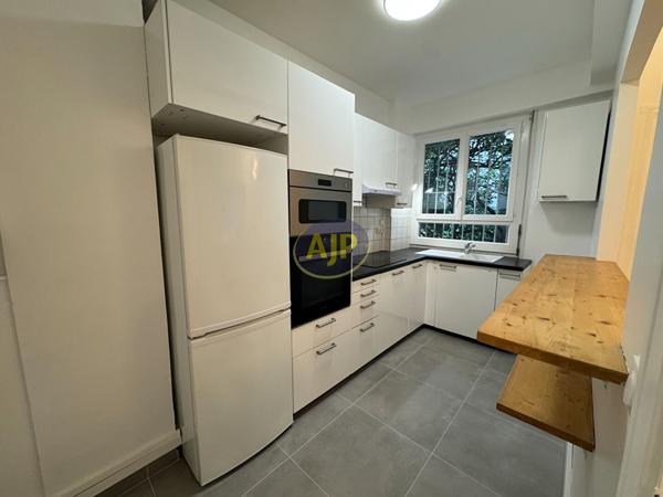Location appartement Paris 15eme : 2 511 € - AJP Immobilier Paris 15 - Agence Grenelle