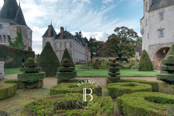 Frazé, Château 22 Chambres -  1 500 m² à vendre