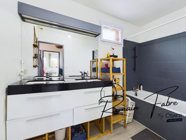 Maison de 2006 entièrement rénovée avec 2 chambres et Jardin intimiste