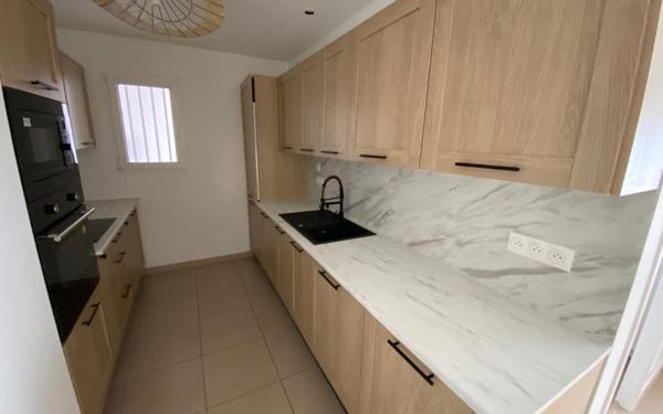 Maison à vendre    3 pièces •  Le Château-d'Oléron