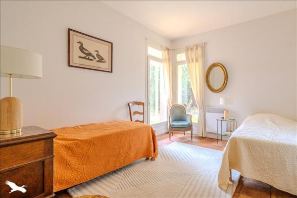 Maison à vendre |  Soulac-sur-Mer |  5 pièces | 160 m²