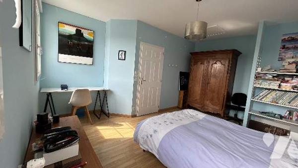 BELLE MAISON 4 CHAMBRES, TERRAIN 749 m², GARAGE