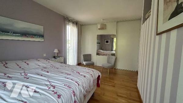 BELLE MAISON 4 CHAMBRES, TERRAIN 749 m², GARAGE