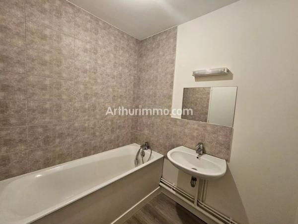 Location Appartement 2 pièces 52 m2 à Lons-le-Saunier