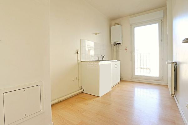 Appartement Nanterre 3 pièce(s) €340 000 ** - Référence 15235