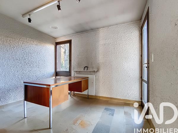 Maison à vendre 7 pièces 220 m² Montmerle-sur-Saône