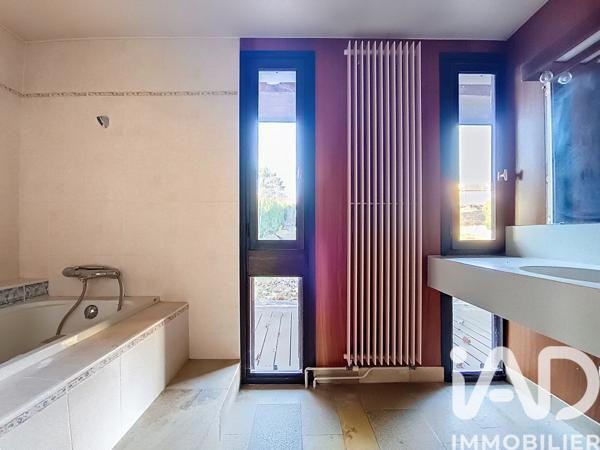 Maison à vendre 7 pièces 220 m² Montmerle-sur-Saône