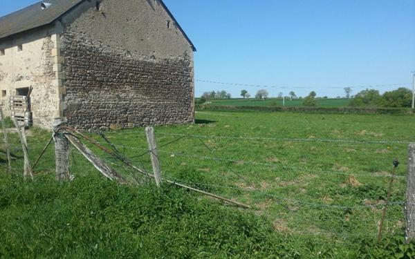 Maison à vendre    1 pièce •  Beaune-d'Allier