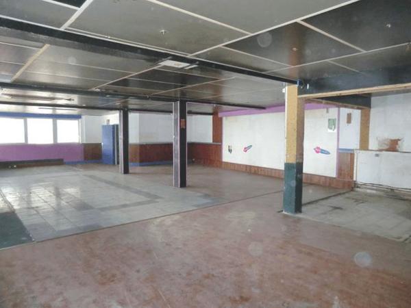 Local commercial 1 pièce T1 F1 190 m² à Lourdes 17 AVENUE DU PARADIS 65100 à louer