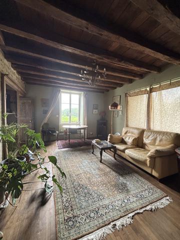 QUEMIGNY SUR SEINE ( 21) belle maison année 1837 de 125 m² avec 2400m² de terrain /dépendances  Quemigny-sur-Seine (21510)