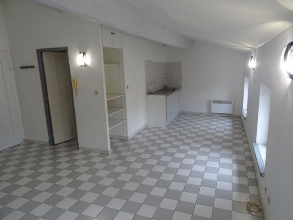 NARBONNE, Appartement studio de 30 m² avec mezzanine