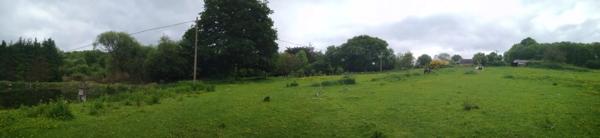 cadre bucolique pour cette Propriete 20e avec dependance en pierre et hangar sur 2 hectares