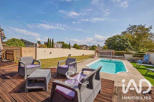 Maison à vendre 5 pièces 168 m² Mérignac