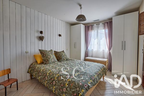 Maison à vendre 5 pièces 168 m² Mérignac