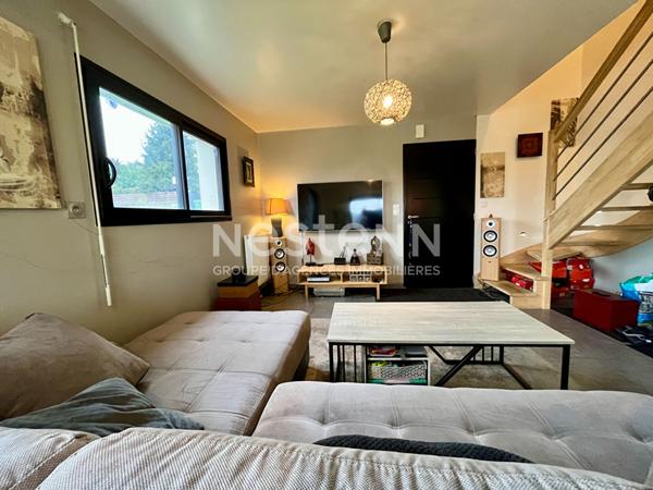 A VENDRE : MAISON DE 2020, HORS LOTISSEMENT, 4 CHAMBRES, VIE DE PLAIN-PIED AU HINGLE PROCHE DINAN