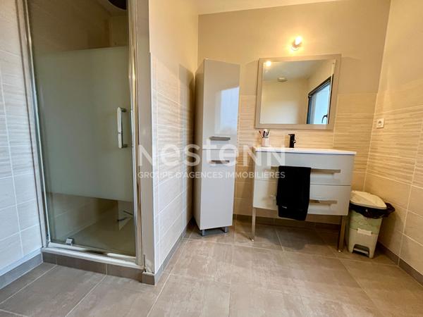 A VENDRE : MAISON DE 2020, HORS LOTISSEMENT, 4 CHAMBRES, VIE DE PLAIN-PIED AU HINGLE PROCHE DINAN