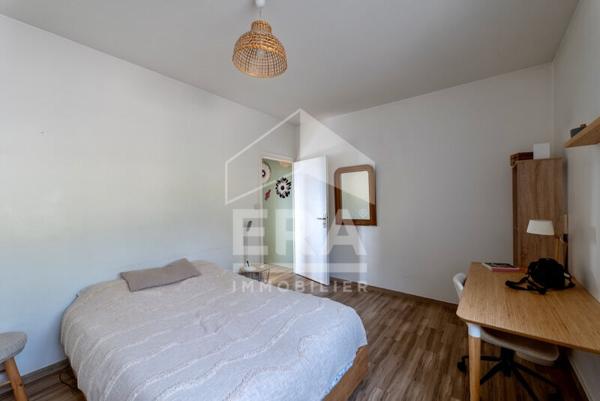 BRIGNAIS  Appartement toit-terrasse 200 m²  Vue dégagée