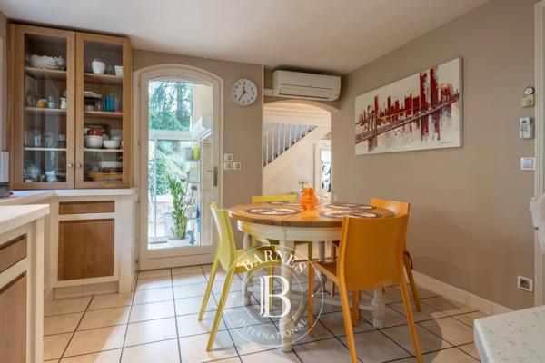 Saint-Didier-au-Mont-d'Or, Maison 4 Chambres -  204 m² à vendre
