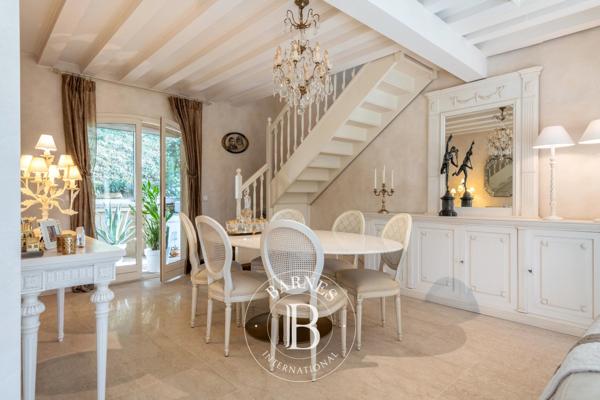 Saint-Didier-au-Mont-d'Or, Maison 4 Chambres -  204 m² à vendre