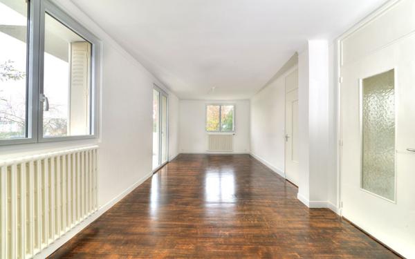 Appartement à louer    5 pièces •  Saint-Michel-sur-Orge